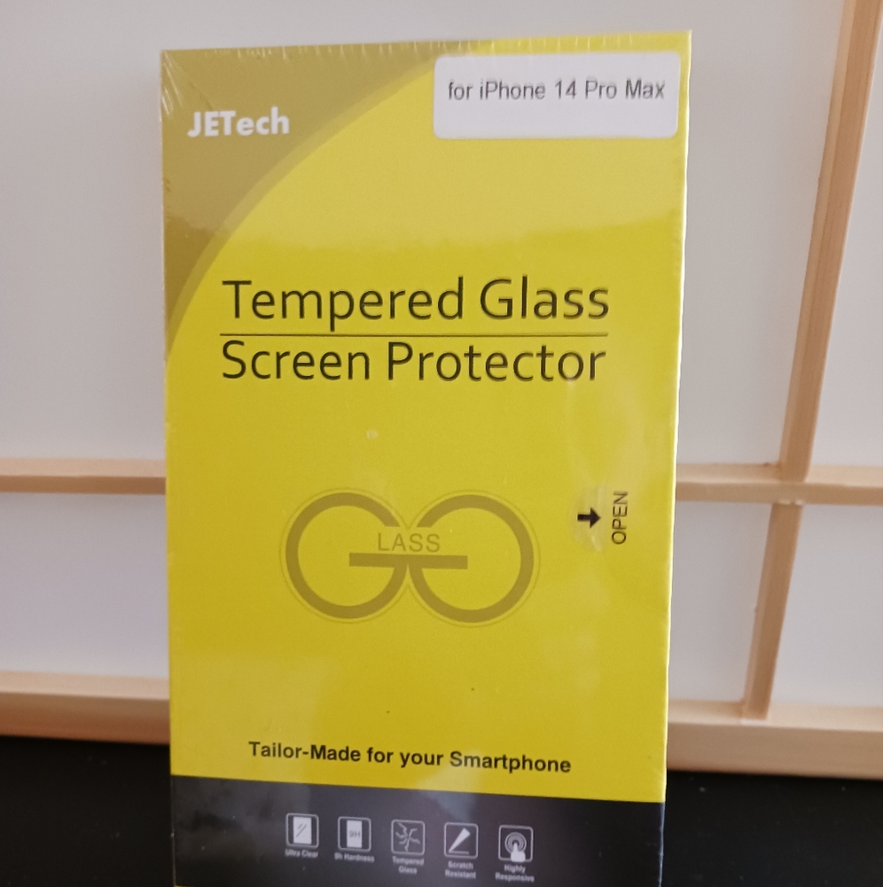 Tempered Glass screen protector for IPhone 14 pro max new in package